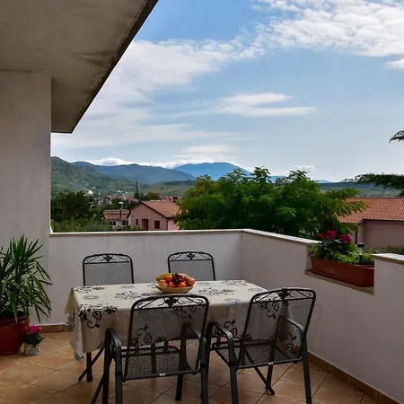 Grabar Apartman Roč