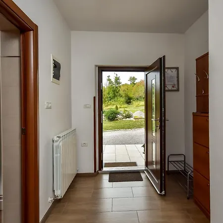 Grabar Apartman *